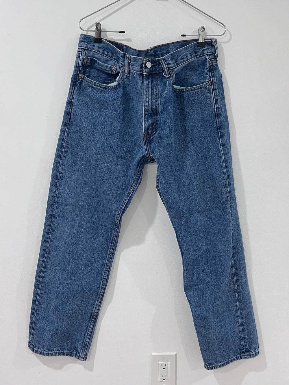Levi’s 505 W34 L29 Medium Wash Straight Leg Jeans 100% Cotton